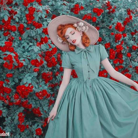 Vintage Inspired Teal Day Dress - Picture 1 of 8